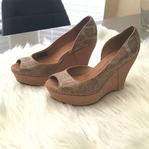 UGG snakeskin peep toe wedge
